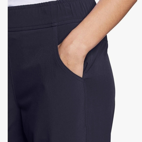 Eddie Bauer Women's Navy Cropped Pants - Picture 5 of 12